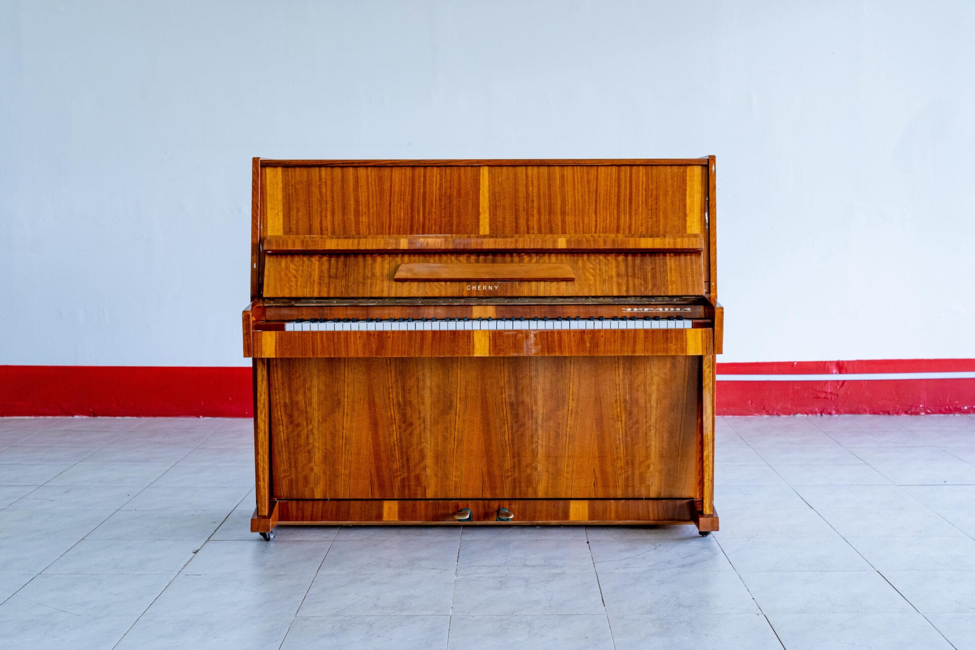 Cherny – Acoustic Upright Piano