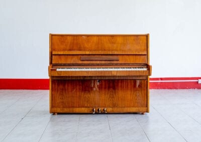 Tchaika – Acoustic Upright Piano