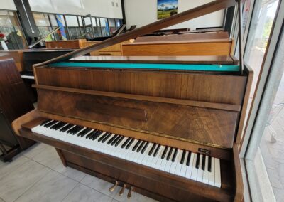 Lindbergh – Upright Piano